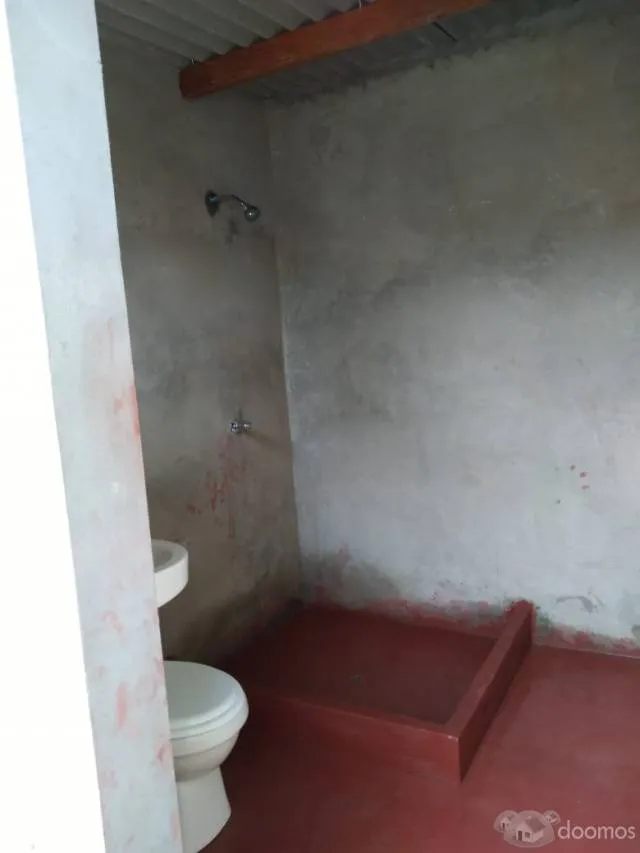 Casita de material rústico - Huanchaco, Trujillo - 5