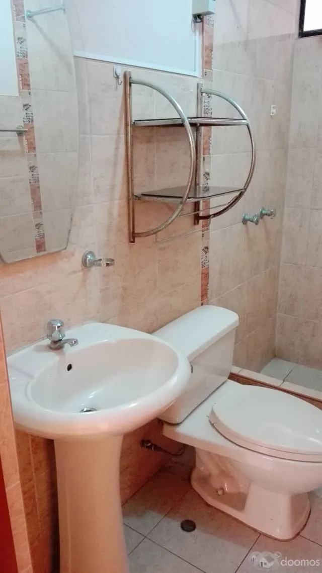Alquilo amplios dptos. 2do. y 3er. piso en Urb. Antares, muy cerca al aeropuerto. — foto 6