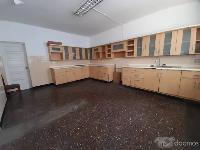 Casa de dos pisos, en Calle Manuel Miota, Miraflores — foto 8