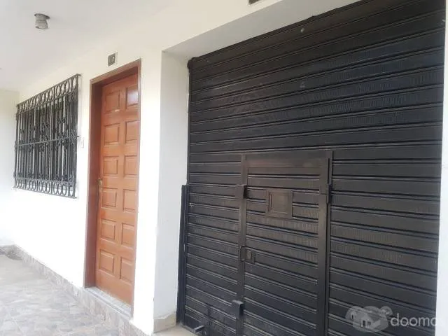 REMATO CASA MAS LOCAL COMERCIAL, DE 11 DORMITORIOS, 4 BAÑOS CERCA A ESTACIÓN JARDINES — foto 3
