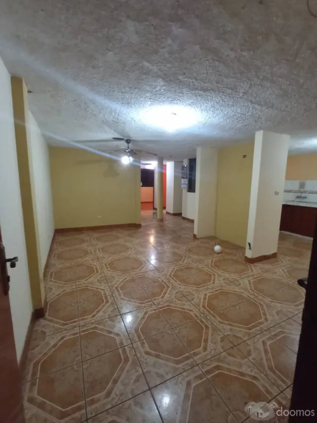 Alquiler De Hermoso Y Amplio Departamento En El Callao Plena Avenida — foto 5