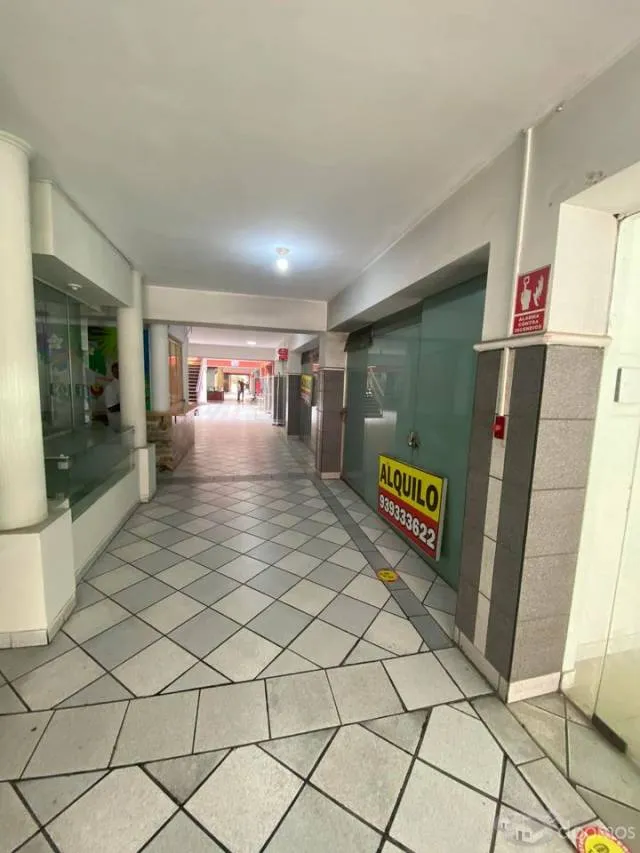 LOCAL COMERCIAL CC LA ROTONDA/ BUEN PRECIO — foto 4