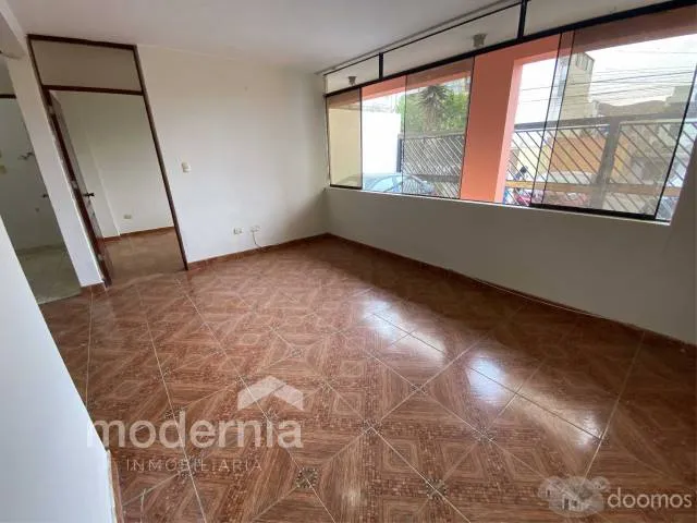 Se vende Minidepa 1er Piso - Las Praderas La Molina — foto 2