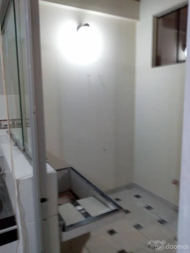ALQUILO CASA DE 2 PISOS - 4