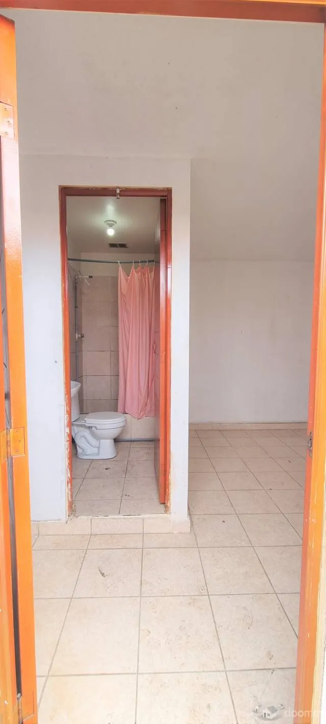 Alquiler de habitación con baño propio en Mala — foto 4