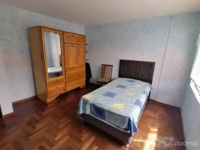 Se alquilan 2 habitaciones para personas sola