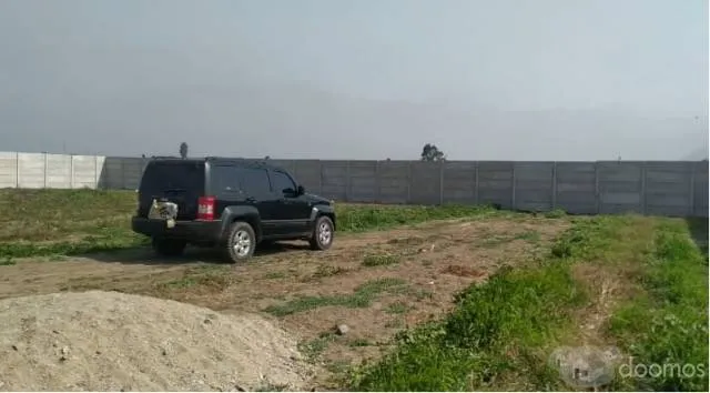 VENDO TERRENO DE 2MIL M2 CERCADO CON PUERTA PARA CARROS Y PEATONAL / $55 EL M2 - 1