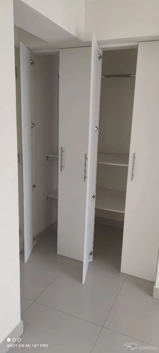 SE ALQUILA DEPARTAMENTO URB. ARIOSTRO MATELLINI-CALLE LOS ESCRITORES — foto 4