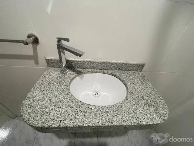 ALQUILER DE LOCAL COMERCIAL AVENIDA DOMINICOS 2DO PISO — foto 7