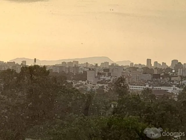 VENTA DE CASA en Urb. Los Álamos de Monte Rico Jr. Frederic Chopin Mz. AW - lote 4, Santiago de Surco. — foto 2
