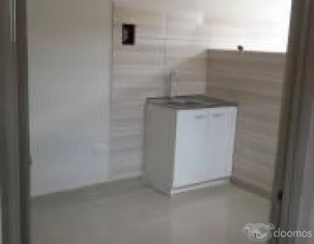 Ocasión! Dpto. $72,000 Remodelado 4to. Piso, en Pleno Centro de La Victoria — foto 5