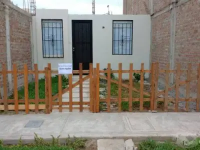 Venta de Casa Sol de la Florida Ica