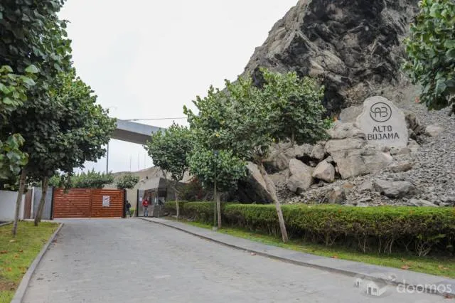 ¡OPORTUNIDAD ÚNICA! SE VENDE TERRENO AL LADO DEL MAR - 4