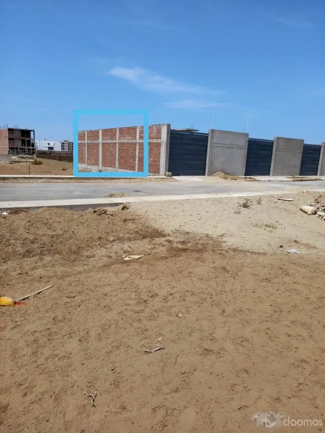 Venta de un terreno en zona urbana — foto 3