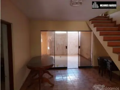 CASA EN VENTA