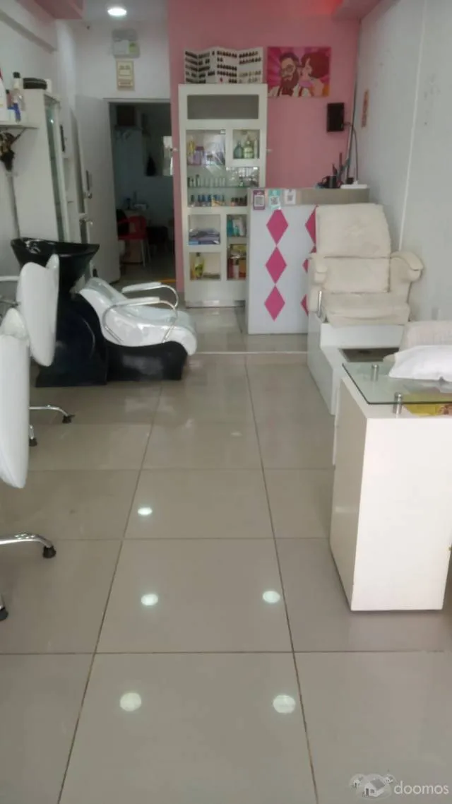 TRASPASO POR VIAJE – SALON EQUIPADO EN SAN MIGUEL – EXCELENTE UBICACION - 3