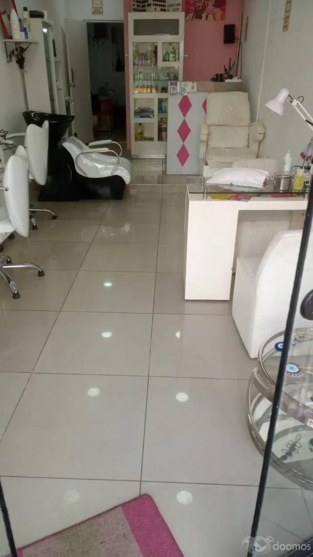 TRASPASO POR VIAJE – SALON EQUIPADO EN SAN MIGUEL – EXCELENTE UBICACION - 4