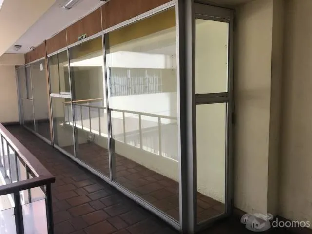 Vendo local Vitrina en Miraflores — foto 3