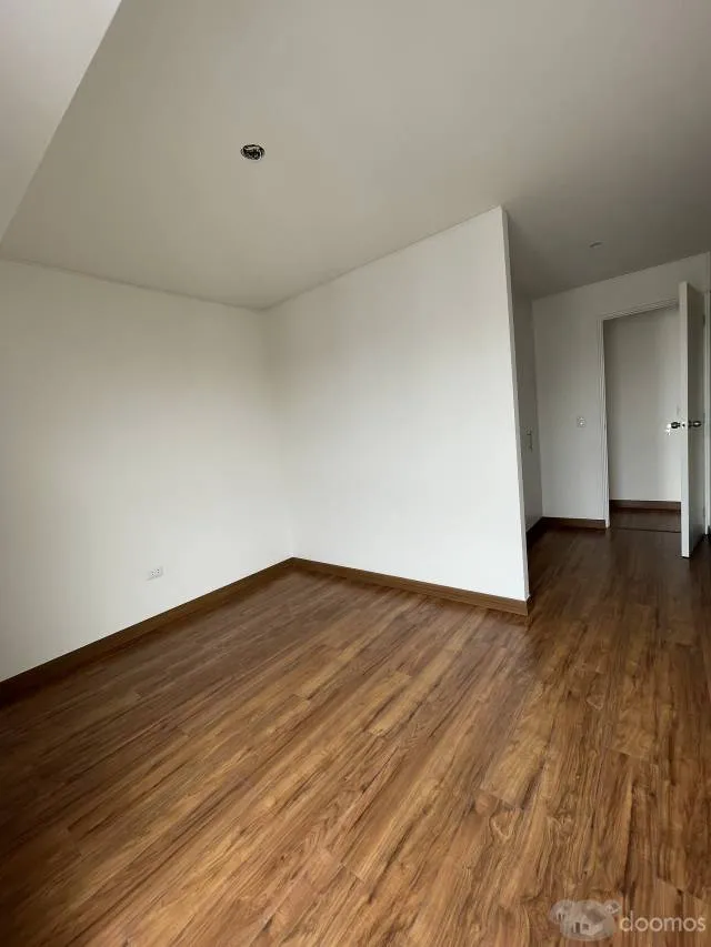 ALQUILER DE DEPARTAMENTO EN LINCE FRENTE AL PARQUE CASTILLA – EDIFICIO LE SAULE DEUX — foto 4