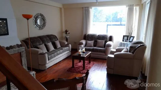 CUZCO Venta Bonito Inmueble de 3 pisos A.T. 280 m,2  A.C. 150 m2  4 Dorm. 2 baños 1/2  US$200,000  NEGOCIABLE. — foto 5