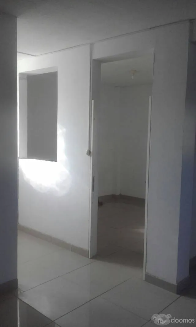 Alquilo Local comercial para oficinas o deposito — foto 4