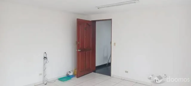 ALQUILO IMPECABLE OFICINA EN SURCO - 2