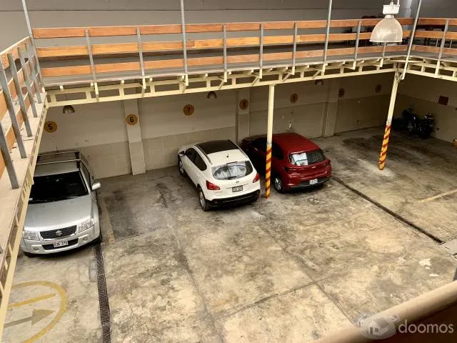 SE VENDE OPORTUNIDAD DE NEGOCIO! PLAYA DE ESTACIONAMIENTO MAS VIVIENDA (2 DEPARTAMENTOS ENTRADA INDEPENDIENTE) - 6
