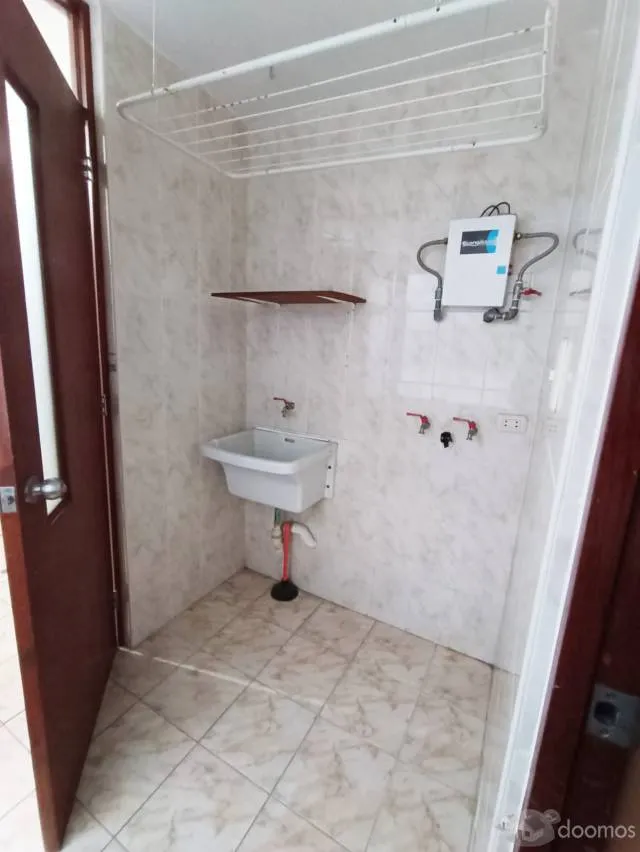 SE VENDE AMPLIO DEPARTAMENTO EN PUEBLO LIBRE — foto 6