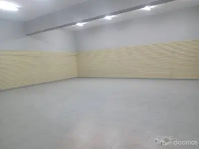 ALQUILO TIENDAS COMERCIALES ZONA DE OUTLET VULCANO