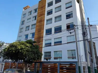 SE VENDE LINDO DEPARTAMENTO EN LA URB.LA CALERA -SURQUILLO