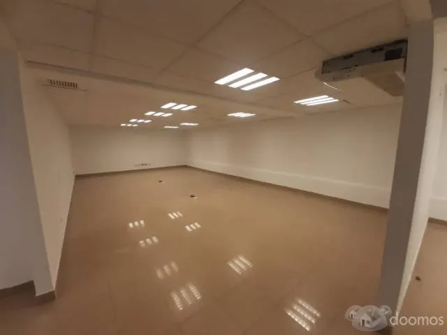 Alquiler de local comercial en San Isidro — foto 6