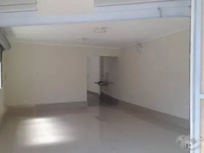 Se alquila Local Comercial (Estreno) - Frente a Olimpo de Salamanca (De Preferencia para Panadería/Pastelería y Bodega)