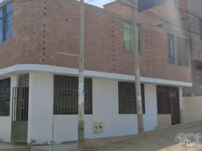 OPORTUNIDAD VENTA DE CASA DE 2 PISOS MAS AZOTEA CON 3 DEPTS