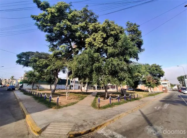 Vendo Casa como Terreno 160 m2 Urb. Los Laureles Chorrillos — foto 3
