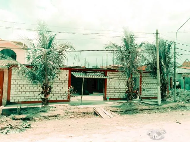CASA EN VENTA ZONA RESIDENCIAL EN PUCALLPA 15X35 AREA TOTAL 530mt2 — foto 2