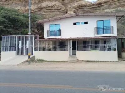 Casa frente a Playa Zorritos
