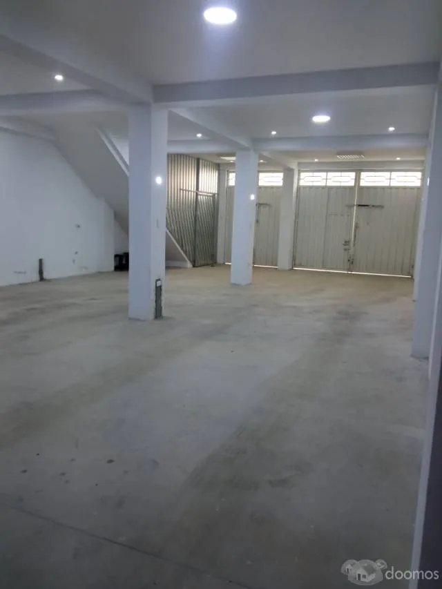 ALQUILER DE LOCAL COMERCIAL 160MT2 — foto 3