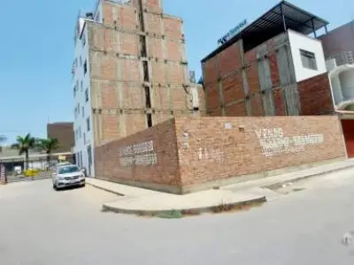 Vendo Terreno en Chorrillos - Limite con Surco