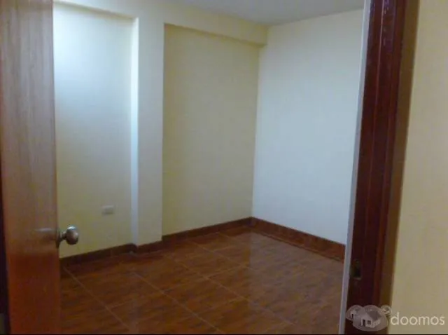 Alquiler amplio departamento San Martín de Porres — foto 3