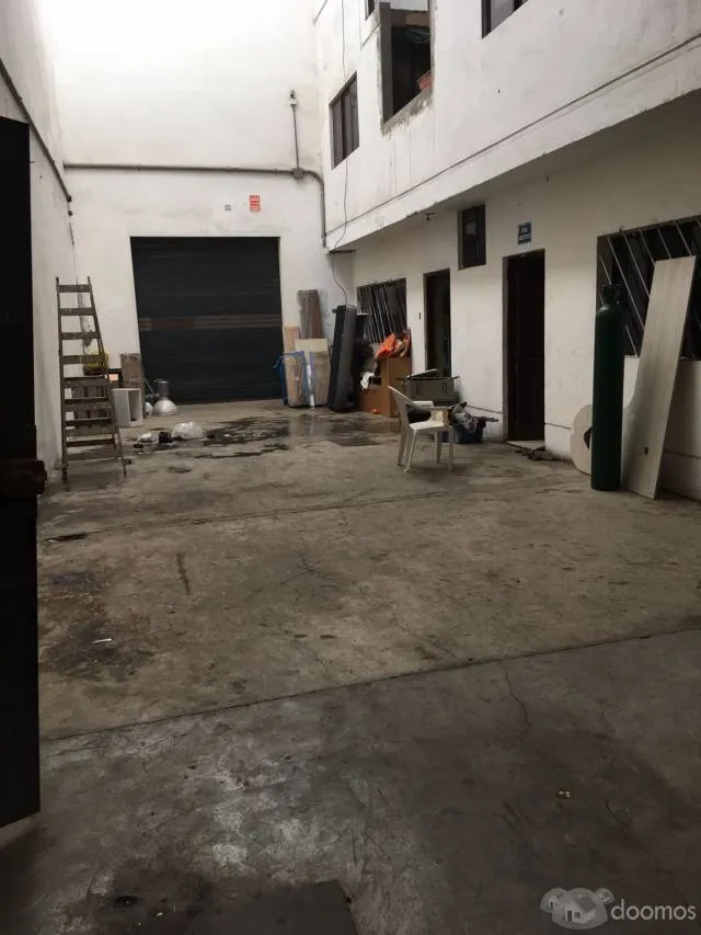 LOCAL EN AREA INDUSTRIAL EN VENTA — foto 6