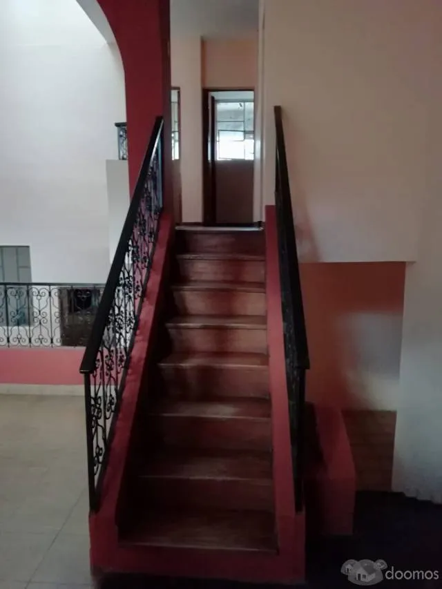 Se vende casa y departamento - 4