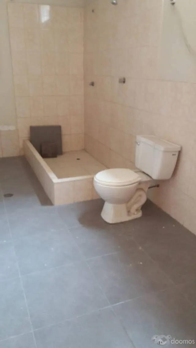 Local Comercial en Av. Huandoy — foto 4