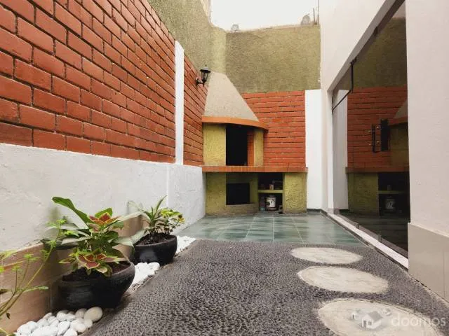 VENTA DE CASA EN LA MOLINA - SANTA PATRICIA - 2
