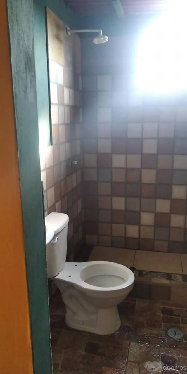 Se alguilan cuartos(vivir o almacen) — foto 2