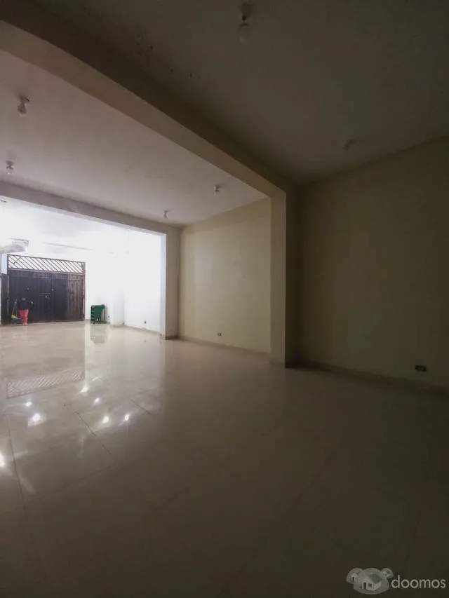 LOCAL DE EVENTO- COMERCIAL  DE ESTRENO EN PACHACAMAC !! ELEGANTE Y ESPACIOSO CON TECHO ALTO - 5