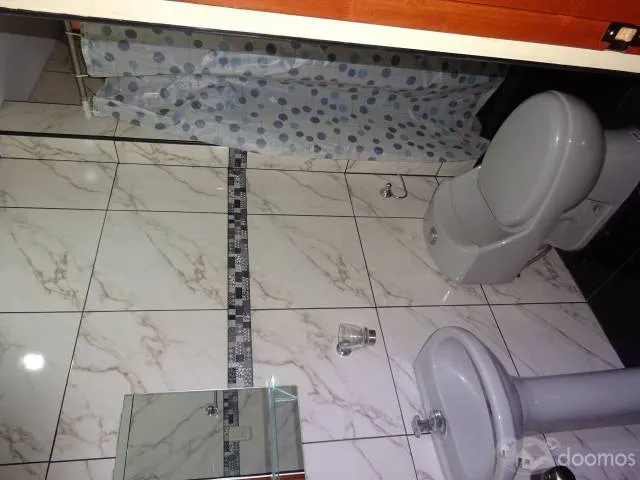 SE ALQUILA HABITACION  C/ BAÑO COMPLETO – ESTUDIANTES E INDEPENDIENTES ( DAMAS ) — foto 5