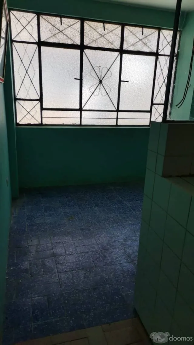 VENDO AMPLIO DEPARTAMENTO - ZONA CENTRICA DE HUANCAYO — foto 3