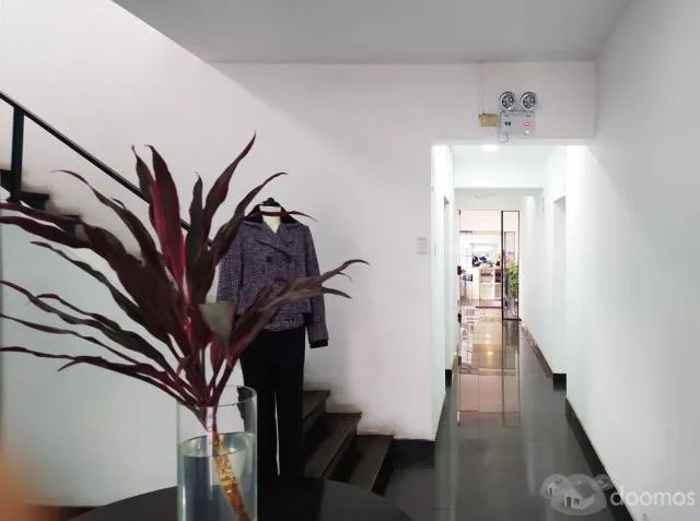 Vendo mi local con disposición a construcción para empresas o locales — foto 8