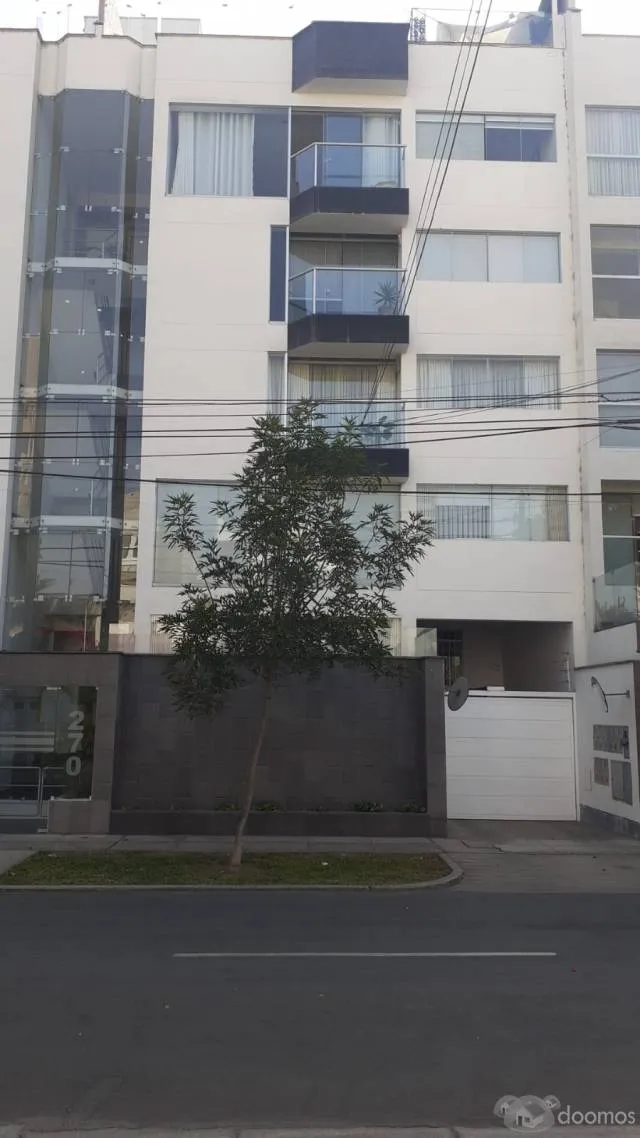 Amplio departamento en venta en zona exclusiva de san isidro — foto 2