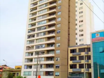 ALQUILO DEPARTAMENTO EN MIRAFLORES